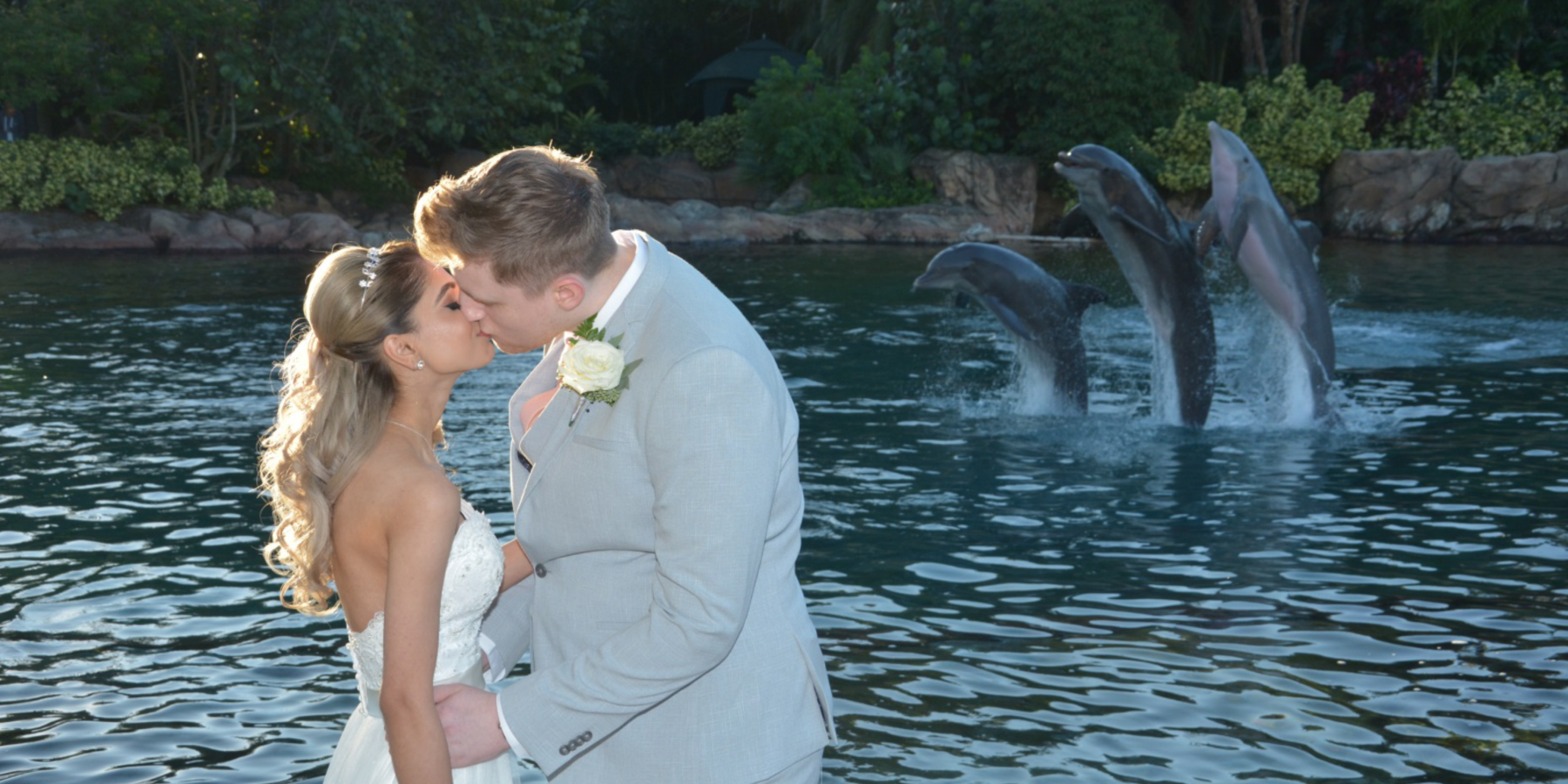 Discovery Cove Orlando Wedding