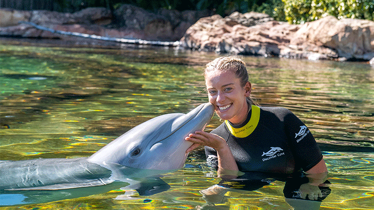 Trainer for a Day at Discovery Cove Orlando