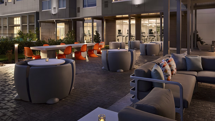 Aloft Orlando Outdoor Patio